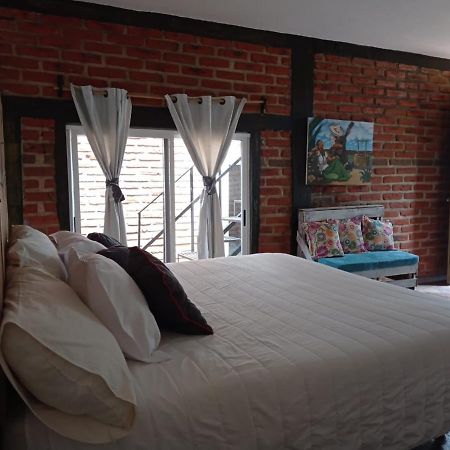Hotel Cabanas Azul Tequilana Arandas ภายนอก รูปภาพ