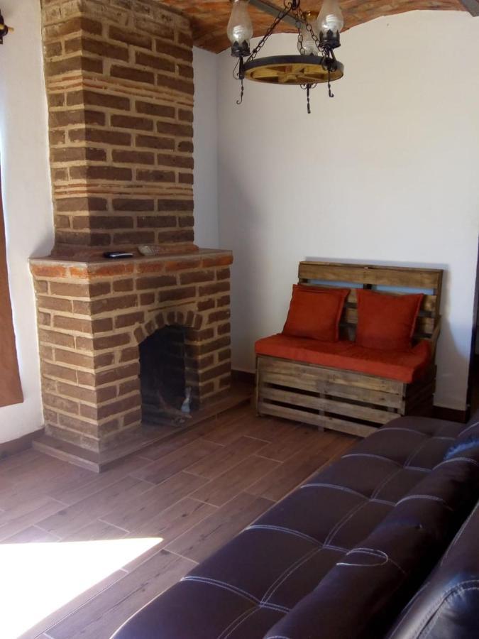Hotel Cabanas Azul Tequilana Arandas ภายนอก รูปภาพ
