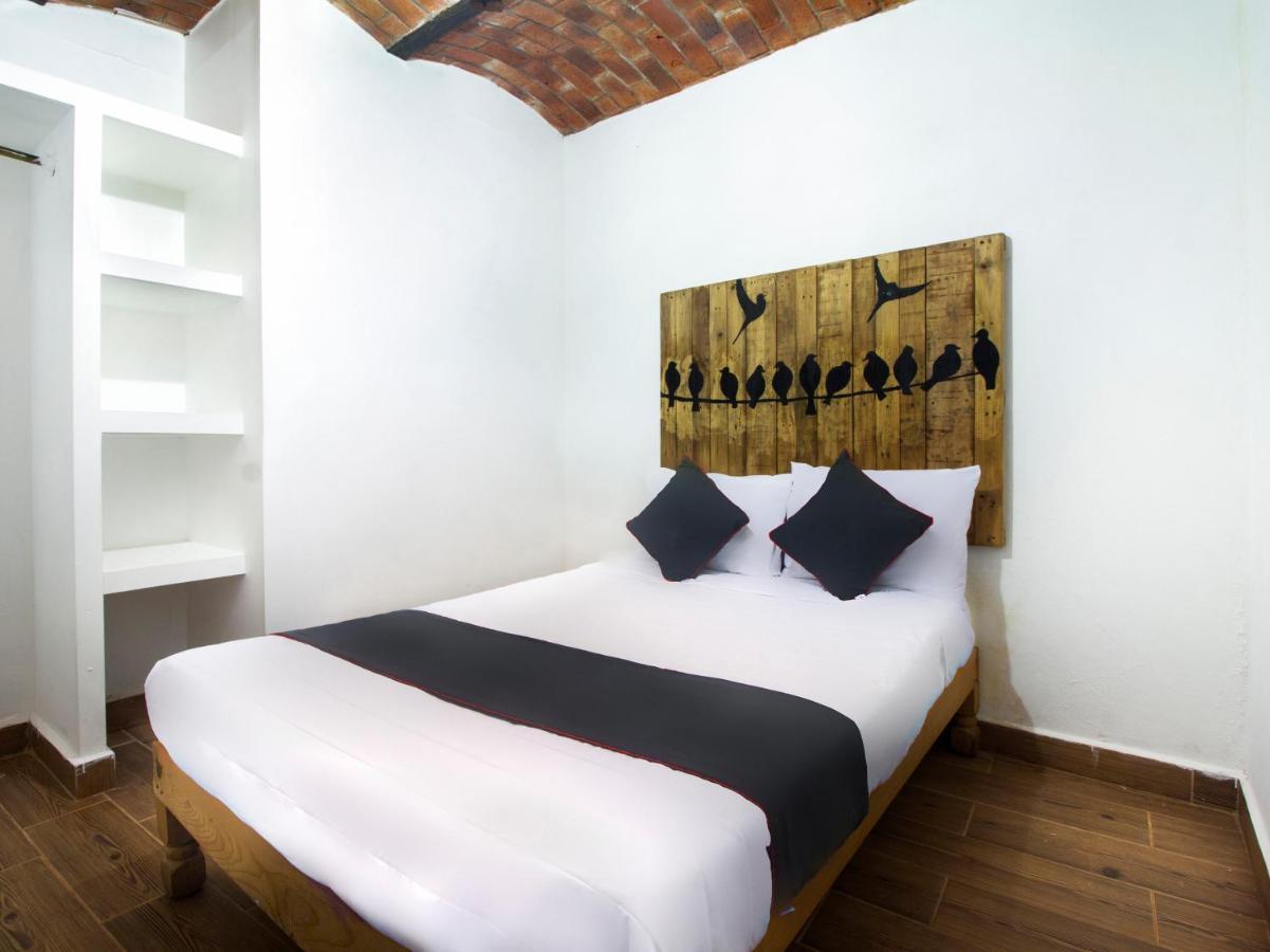 Hotel Cabanas Azul Tequilana Arandas ภายนอก รูปภาพ