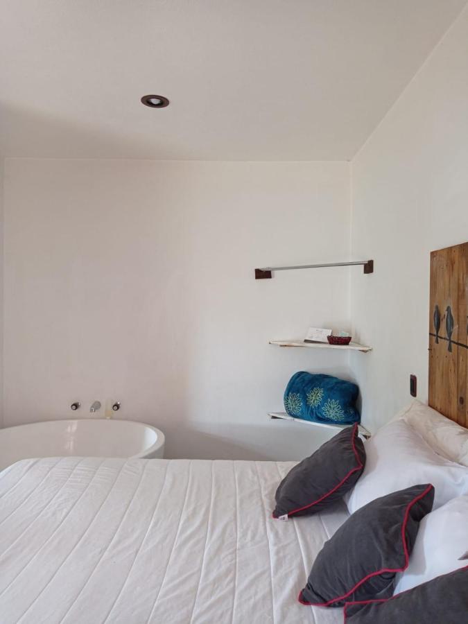 Hotel Cabanas Azul Tequilana Arandas ภายนอก รูปภาพ